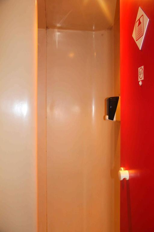 Lemon Hotel - Mery Sur Oise/Cergy ภายนอก รูปภาพ